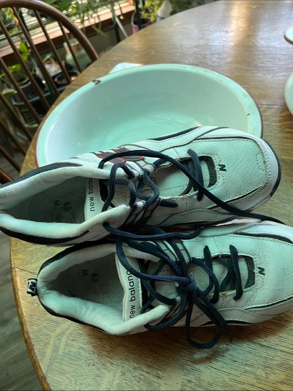 New Balance Kids White & Navy Low-Top Lace Sneakers
